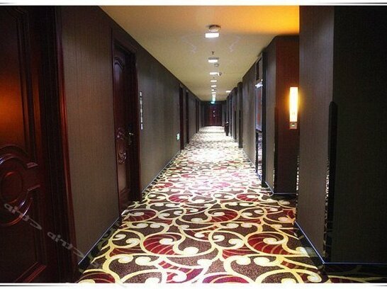 Bo Si Teng Business Hotel - Photo3