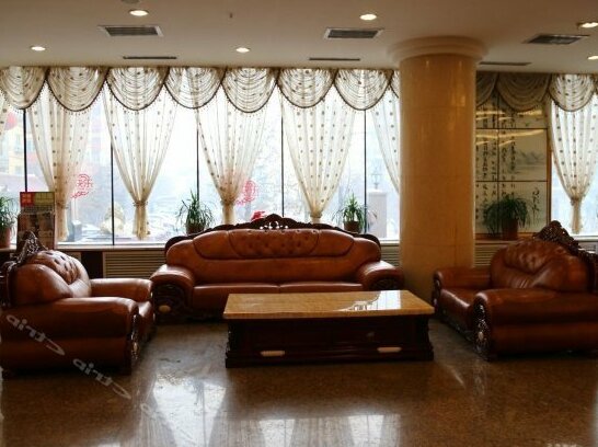 Grant Holiday Hotel - Photo2