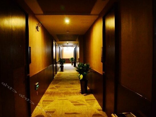 Longxiang Hotel Urumchi - Photo4