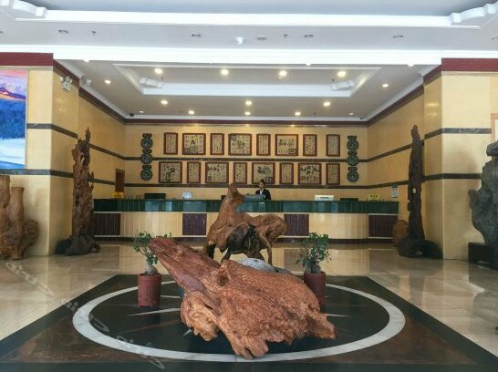 Luchunyuan Hotel - Photo2