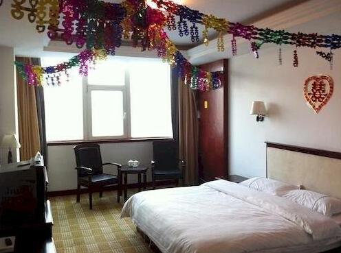 Changle Hot Spring Hotel - Photo4