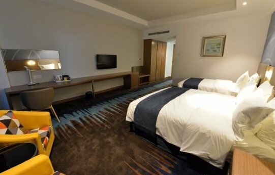 Holiday Inn Express Weihai Economic Zone - Photo3