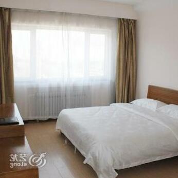 Yuntai Commercial Hotel - Photo2