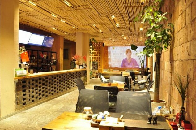West Hotel&Club - Photo5