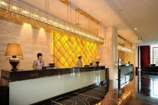 Chengda Hotel - Photo2