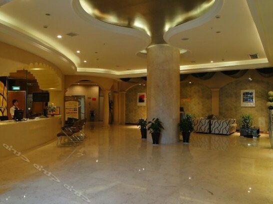 Fortune Hotel Guomao - Photo2