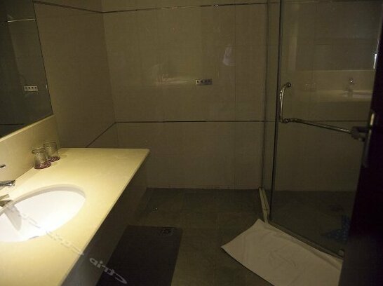Fortune Hotel Guomao - Photo5