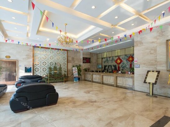 Jinhong Business Hotel Lucheng Wenzhou - Photo2