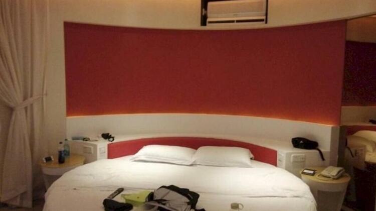 Best Century Hotel - Photo2