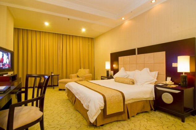 Central International Hotel Wuhan - Photo2