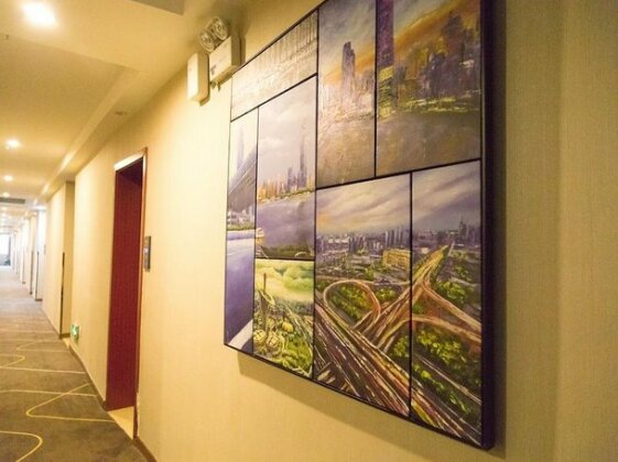 Chonpines Hotels Wuahn Jianghan Univercity - Photo4