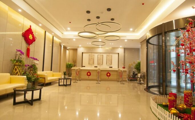 Home Plus Suite Hotel and Apartment - Photo2