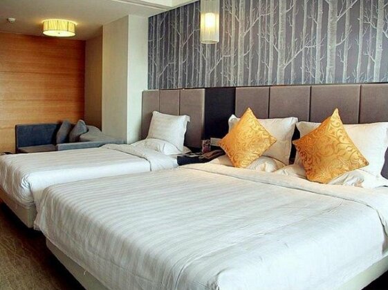 Joyiee Holiday Hotel - Photo2