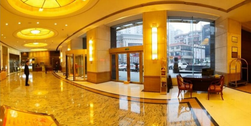 Triumphal Arch Huatian Hotel Wuhan - Photo2