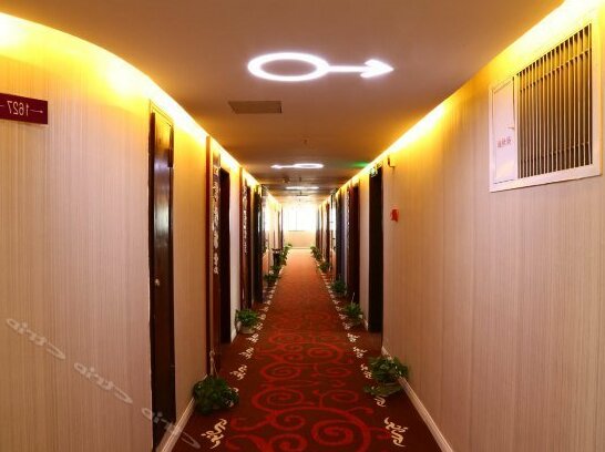 Wuhan Attachment Art Theme Hotel - Photo2