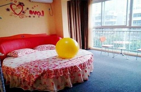 Wuhan Jiazhou Lovers' Apartment - Photo2