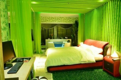 Wuhan Nine-Tailed Fox Art Hotel