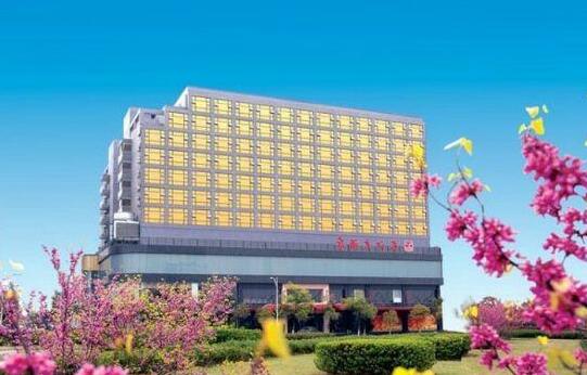 Zhuankou Yangtze Hotel