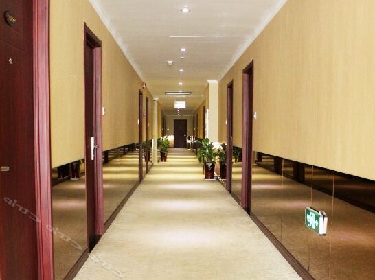 3550 Business Hotel - Photo4