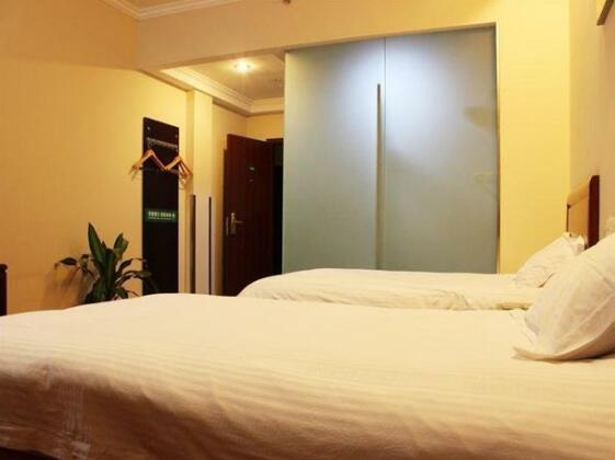 GreenTree Inn Wuhu Ouyada Express Hotel - Photo5