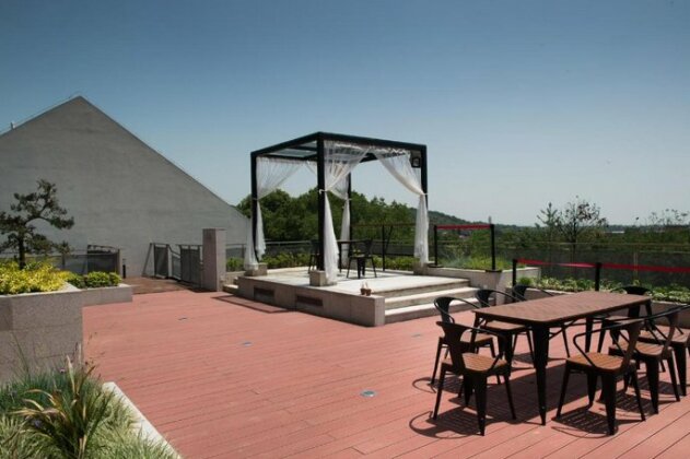 JU Sanctuary - Photo3