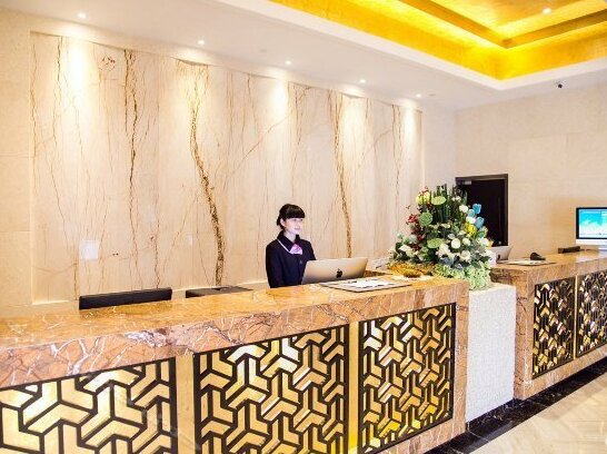 P and E Hotels - Photo3