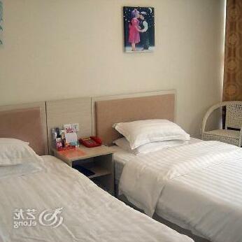 Yixing 8 Days Hotel - Photo2