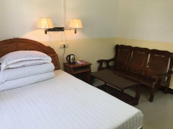 West City Guesthouse - Photo2