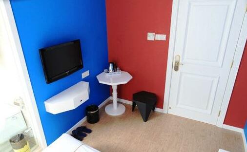 12 Life Inn - Photo3