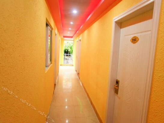 Aiya Theme Hotel - Photo2