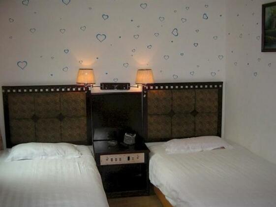 Luhui Hotel - Photo2