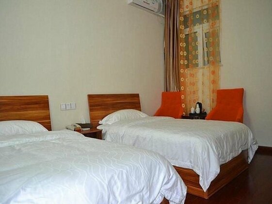Red Maple Hotel- Xiamen - Photo4