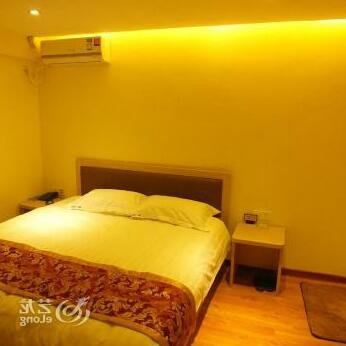 Xiamen Between the Sea Hotel - Photo2