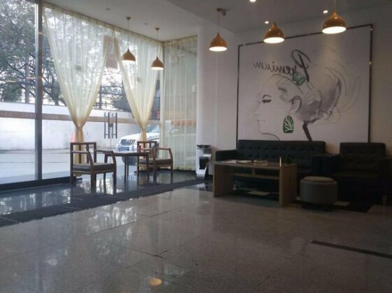 7 Days Premium Xi'An Railway Station Shop - Photo3