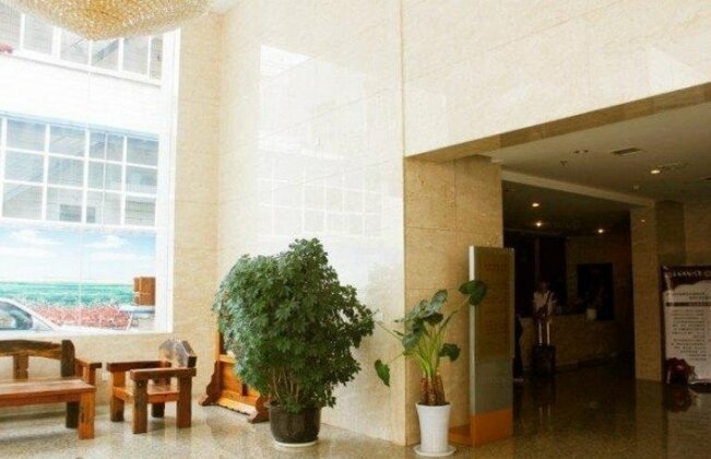 British Int'L Commercial Hotel - Photo2