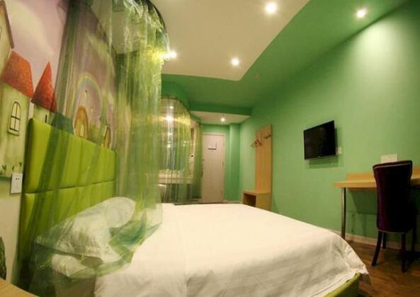 City Mini Theme Hotel - Photo2