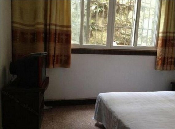 Cuihuashan Brothers Farm House - Photo2