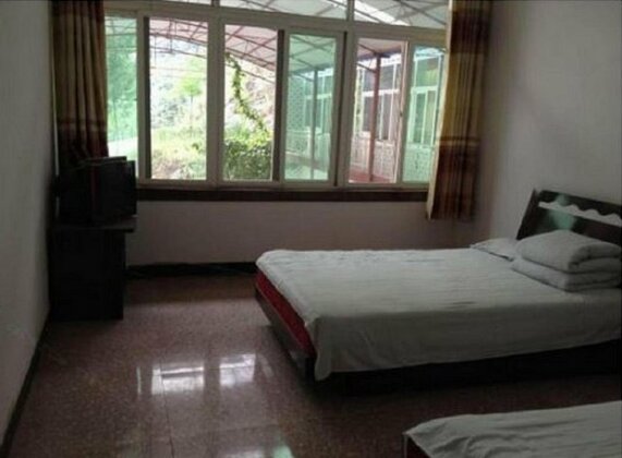 Cuihuashan Brothers Farm House - Photo3