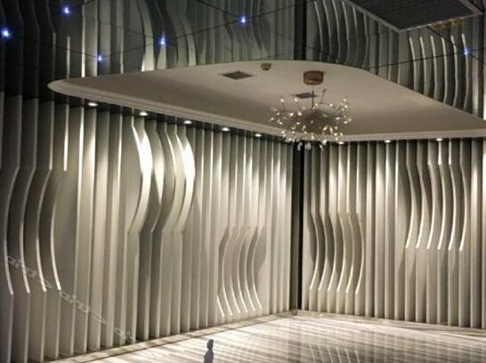 Feeling Theme Hotel - Photo2