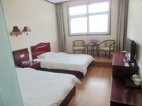 Furong Business Hotel - Photo3