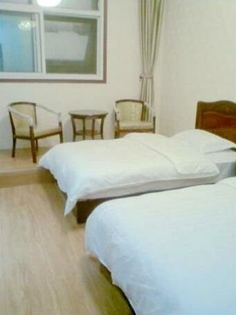 Furong Business Hotel - Photo4