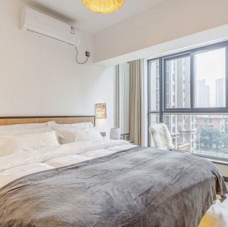 Go Native Downtown Apartment - Photo4