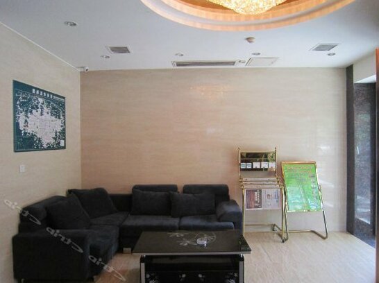 GreenTree Inn Xi'an East Xianning Road Express Hotel - Photo2