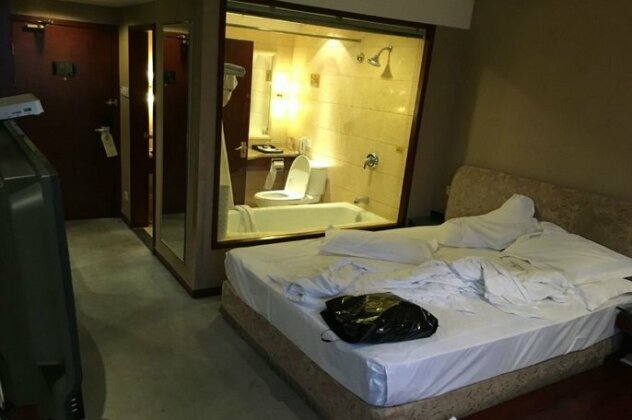 Heizee Hotel - Photo4