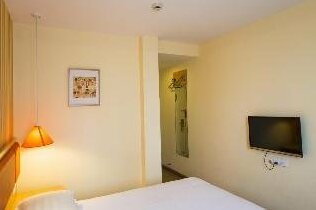 Home Inn Gaoxin 1 Road - Photo5