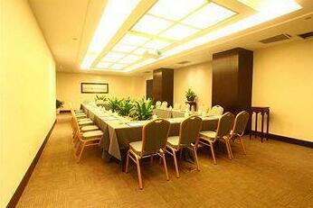 Home Inn Gaoxin Heyi Hotel - Photo4