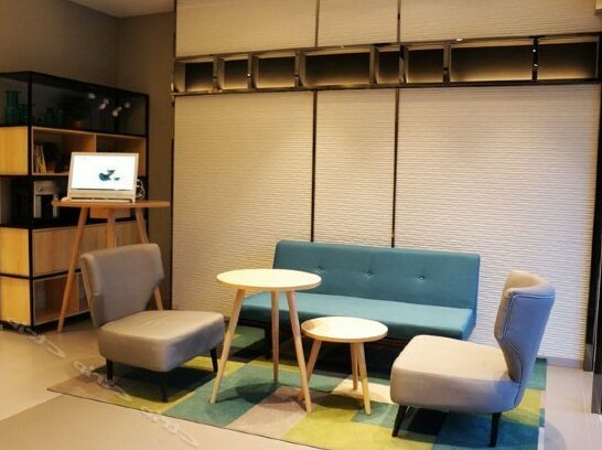 Homeinn Selected - Photo2