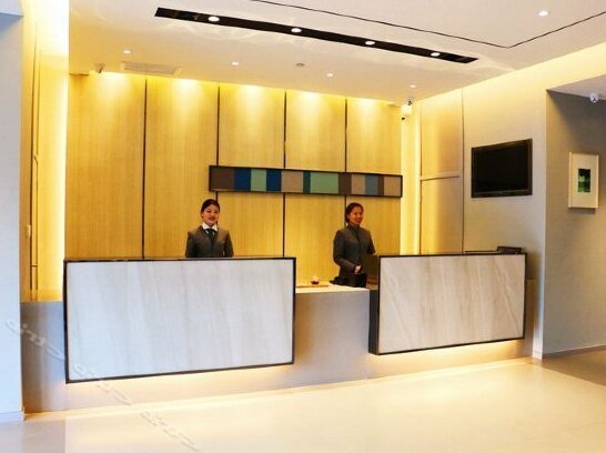Homeinn Selected - Photo3
