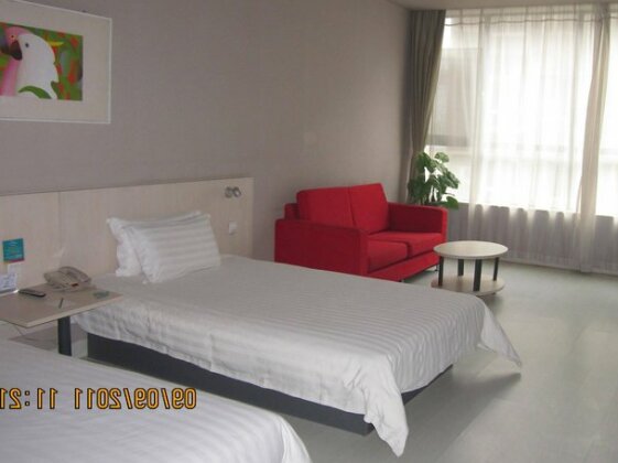 Photo 4