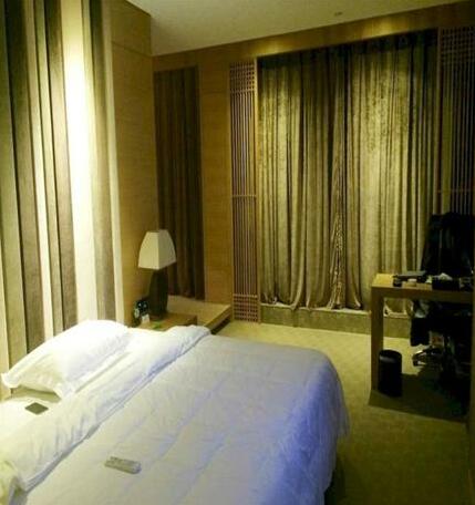 Jiyuan International Hotel - Photo4